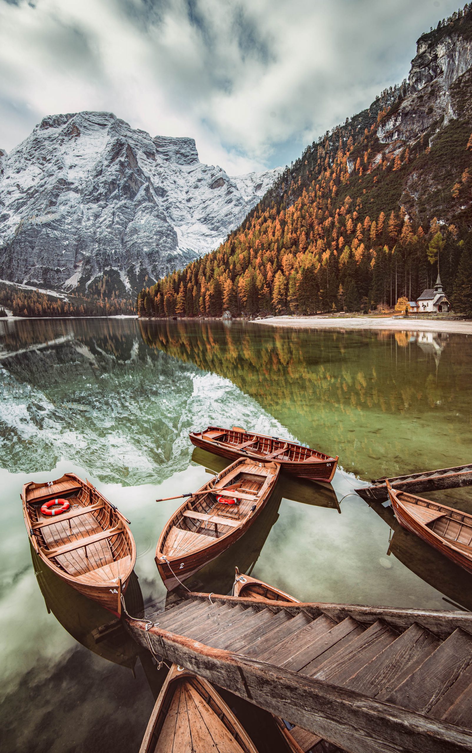 AT#5_les_barques_du_lago_di_braies_anaeljoly